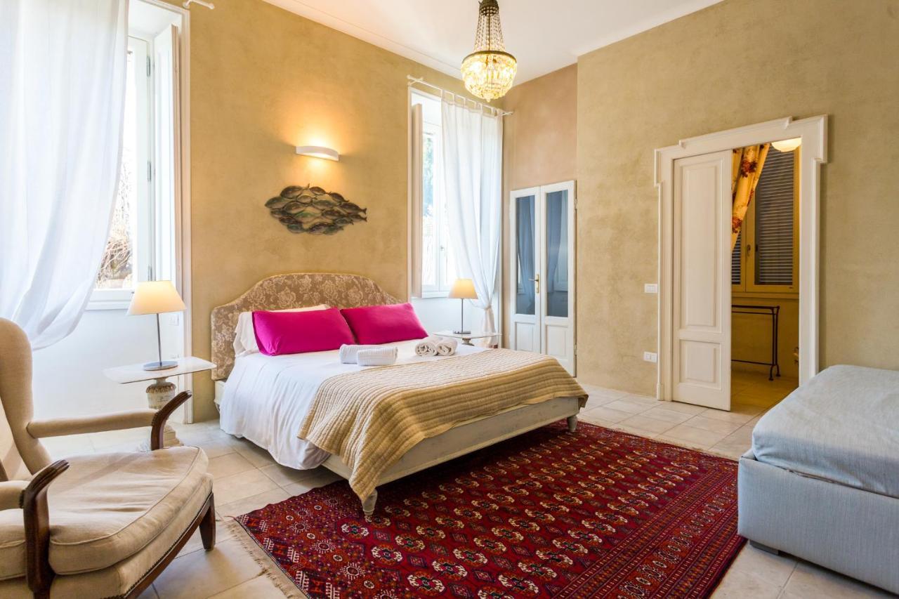 White Lilac Romantic B&B - Adults Only Arona Esterno foto