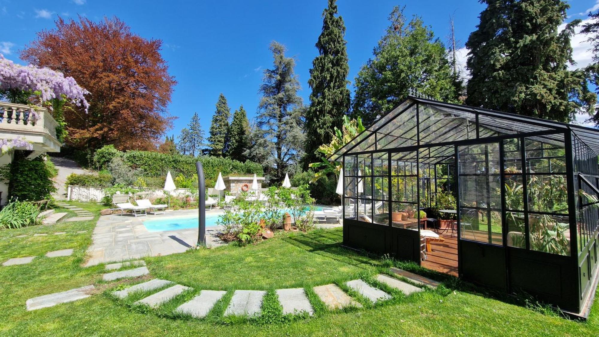 White Lilac Romantic B&B - Adults Only Arona Esterno foto