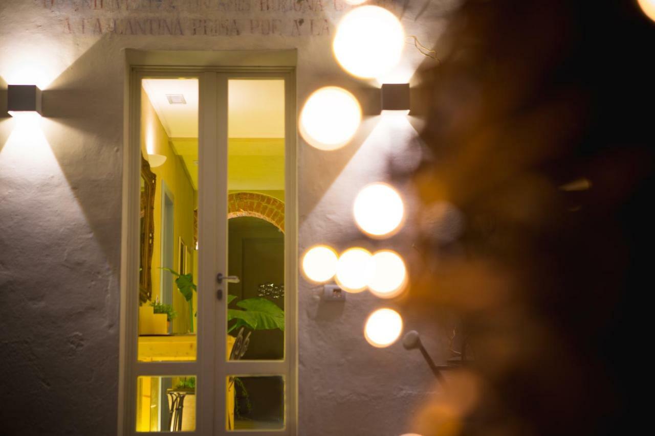 White Lilac Romantic B&B - Adults Only Arona Esterno foto
