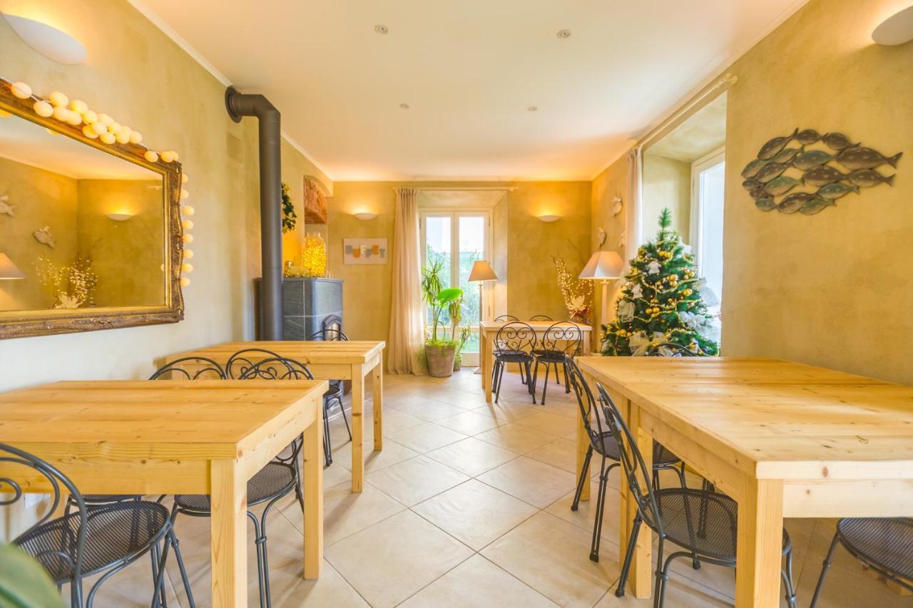 White Lilac Romantic B&B - Adults Only Arona Esterno foto